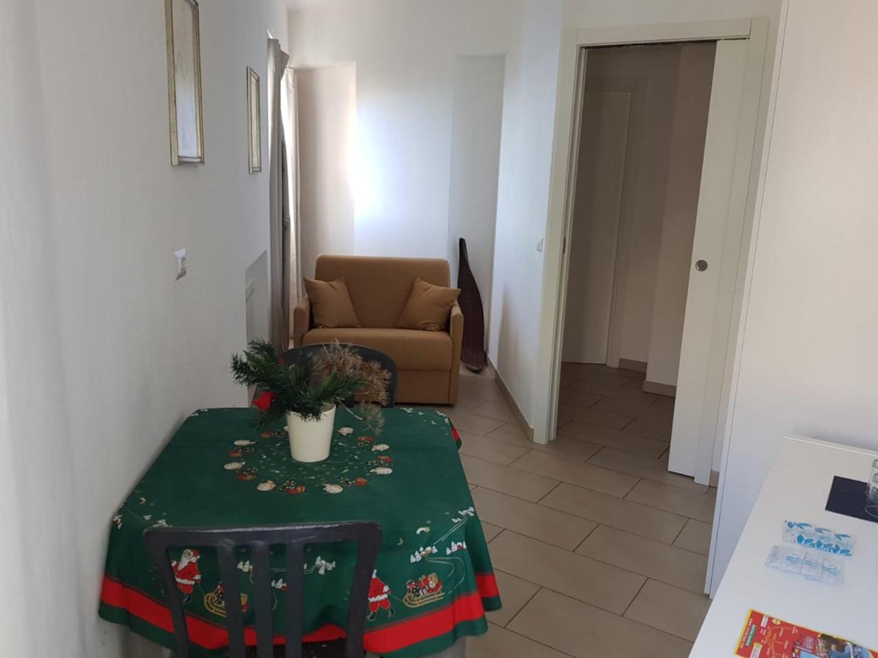 La Nave Sul Mare Di Taormina Bed & Breakfast เลโตยานนี ภายนอก รูปภาพ